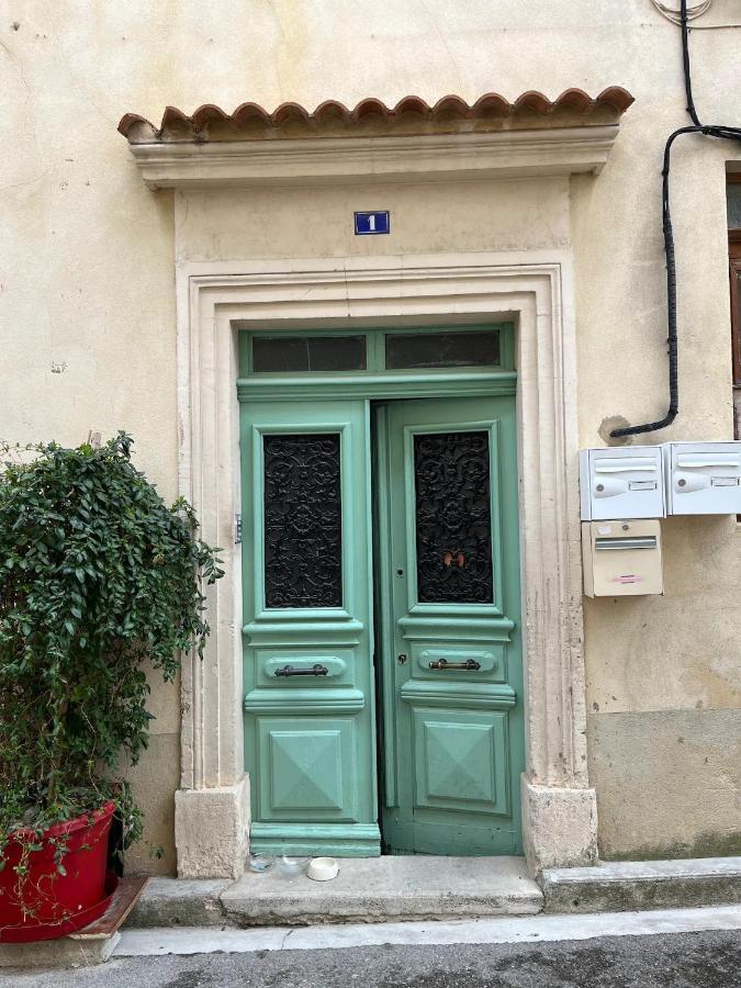 Studio De Charme Au Coeur De Valréas Esterno foto