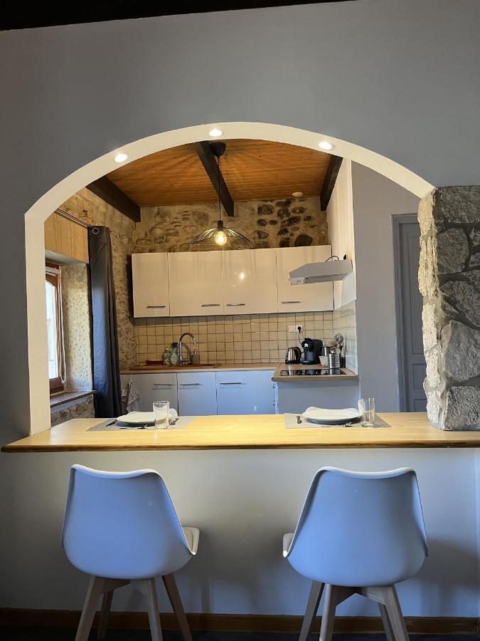 Studio De Charme Au Coeur De Valréas Esterno foto