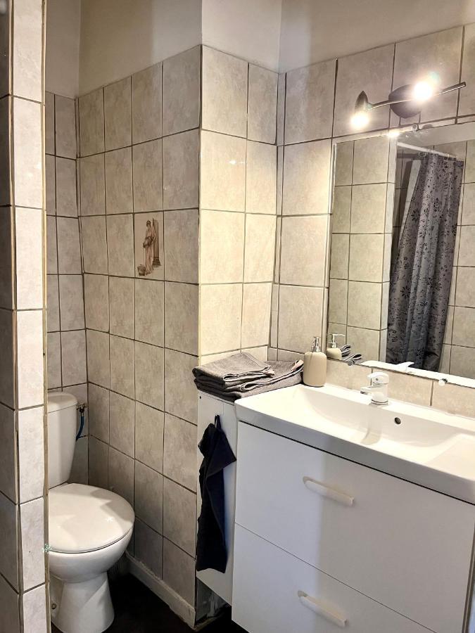 Studio De Charme Au Coeur De Valréas Esterno foto